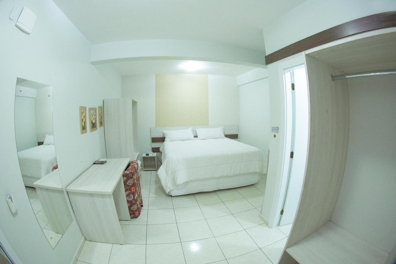 Hotel Sambakia Realeza Exterior photo