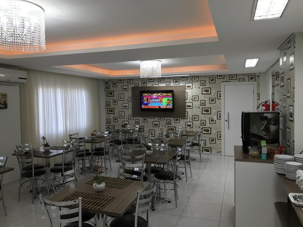 Hotel Sambakia Realeza Exterior photo